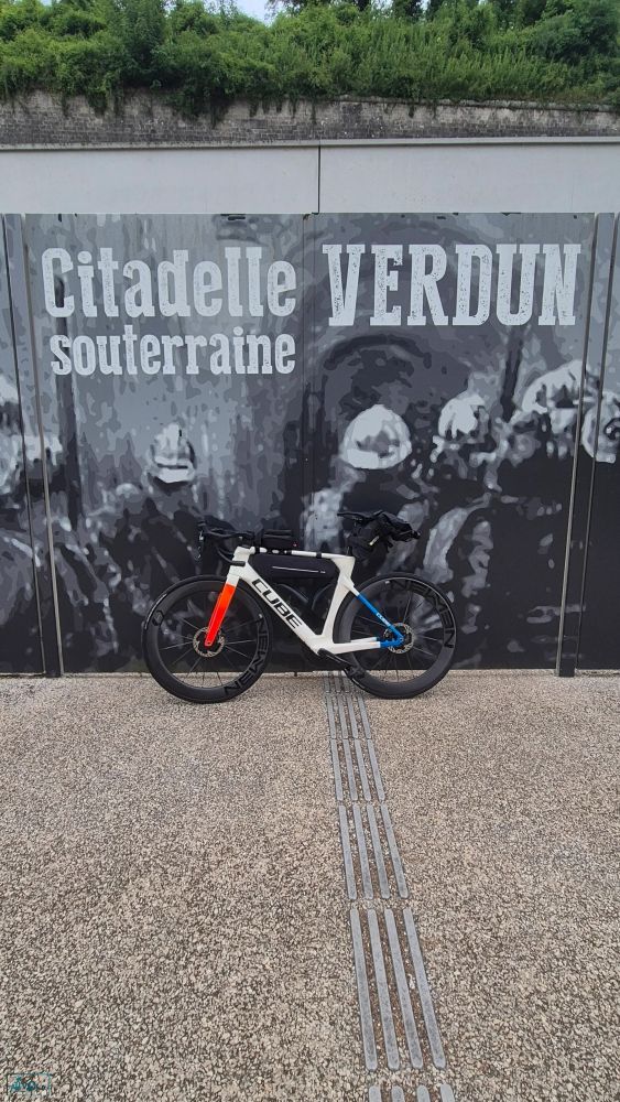 Vélo de route  CUBE 